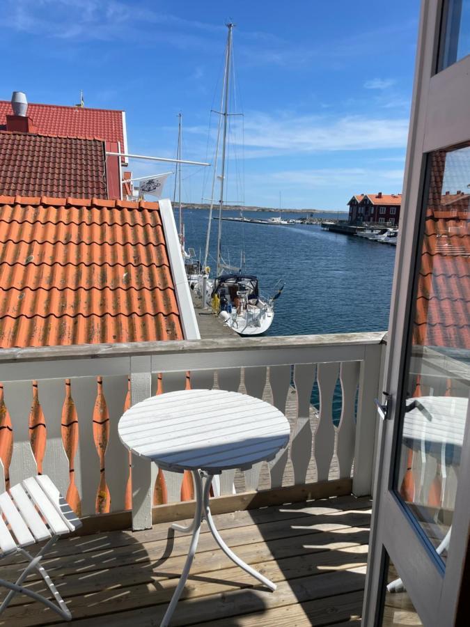 Pensionat Bryggan Smögen Esterno foto
