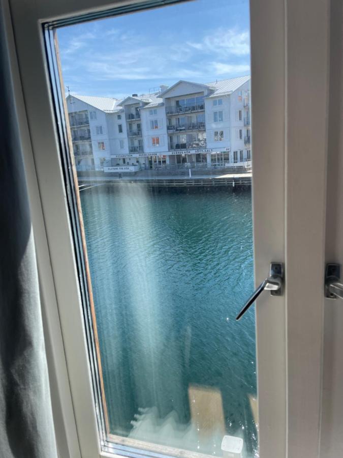 Pensionat Bryggan Smögen Esterno foto