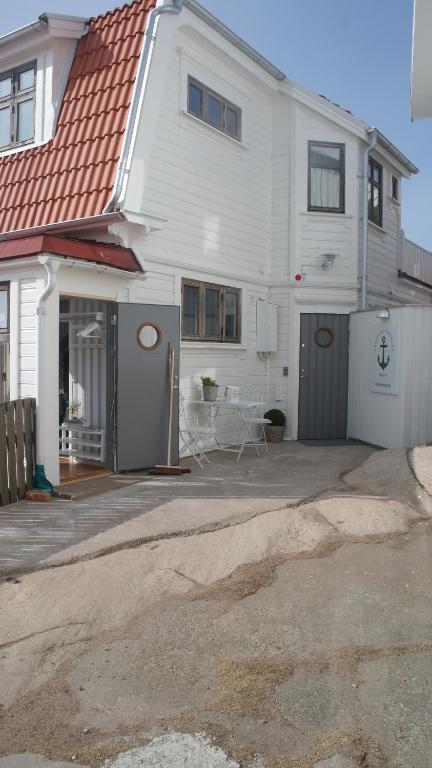 Pensionat Bryggan Smögen Esterno foto