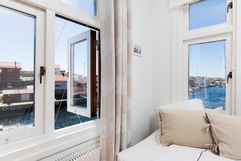 Pensionat Bryggan Smögen Esterno foto
